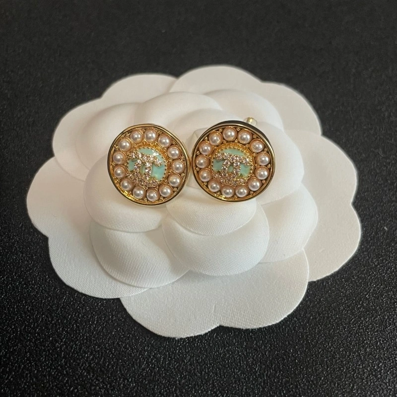 Casual Chanel Earrings 219710