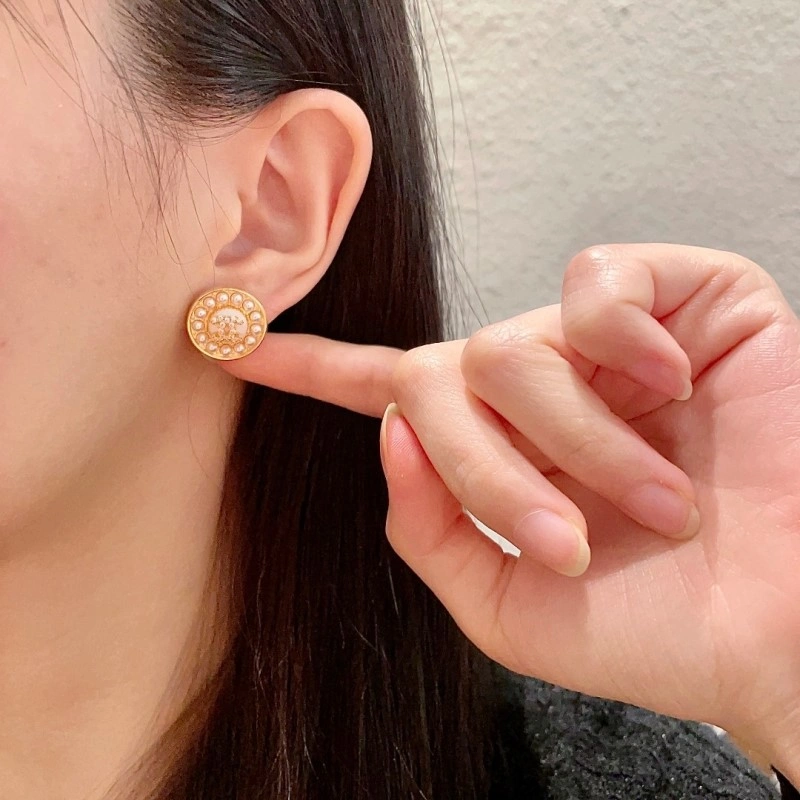 Chic Chanel Earrings 219727