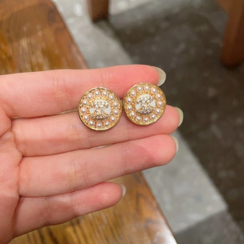 Chic Chanel Earrings 219727