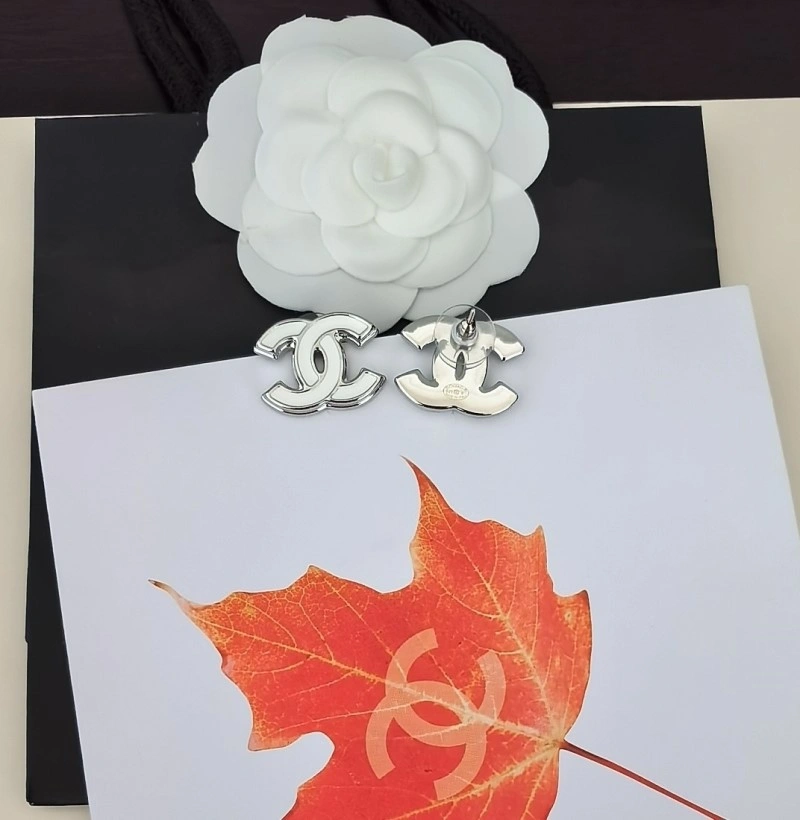 Chanel Earrings Comfortable 219694