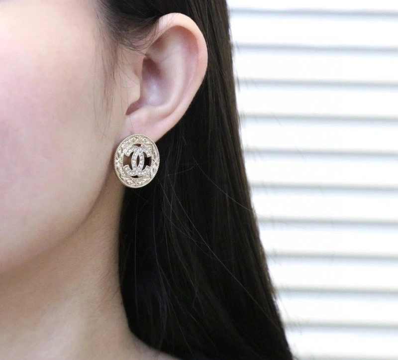 Breathable Chanel Earrings 219684