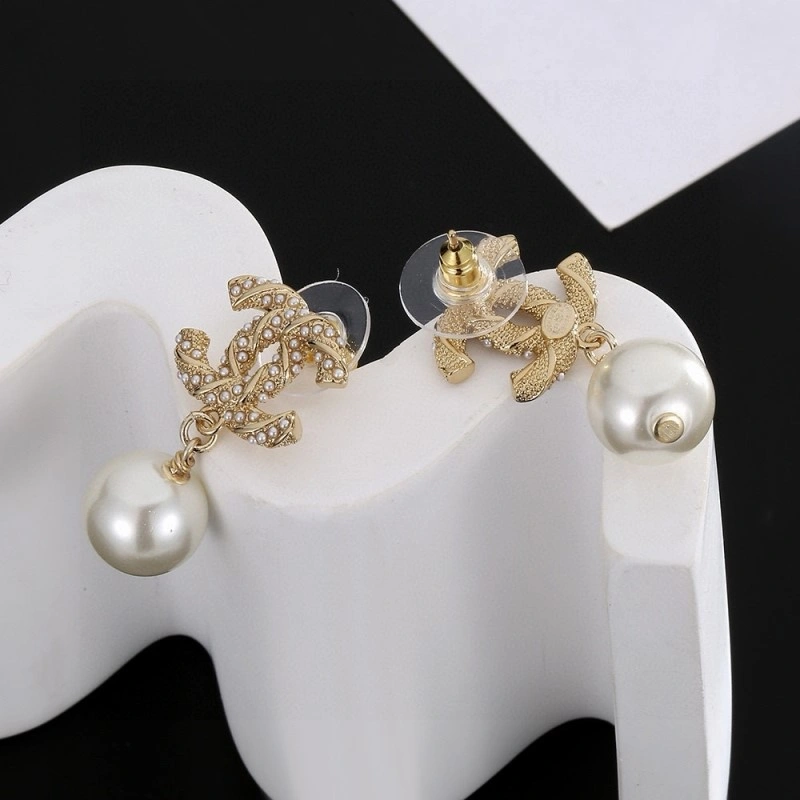 Affordable Chanel Earrings 219676