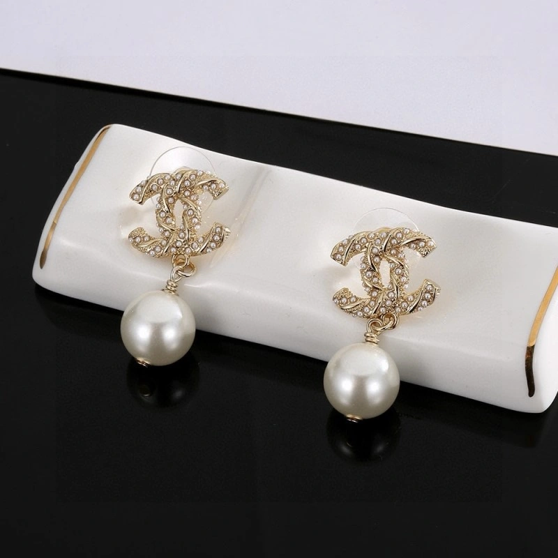 Affordable Chanel Earrings 219676