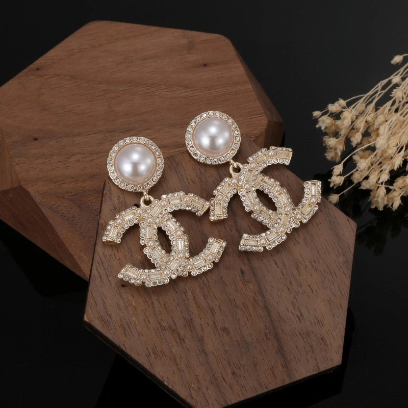 Lightweight Chanel Earrings 219677