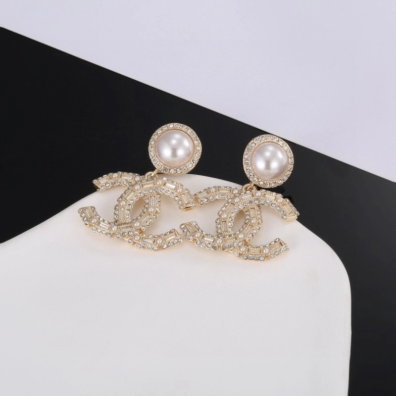 Lightweight Chanel Earrings 219677