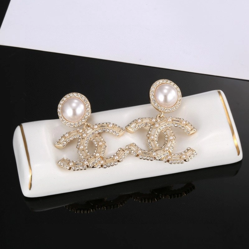 Lightweight Chanel Earrings 219677