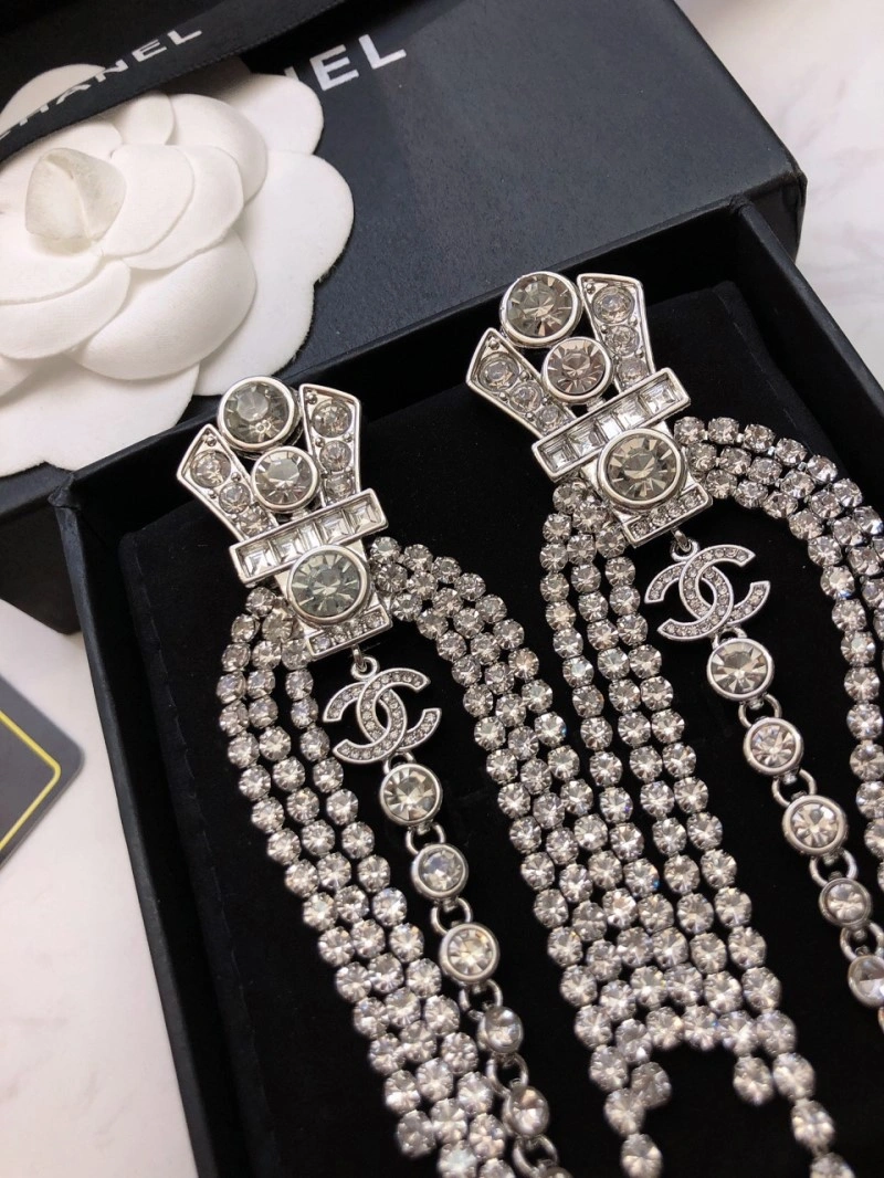 Supportive Chanel Earrings 219691