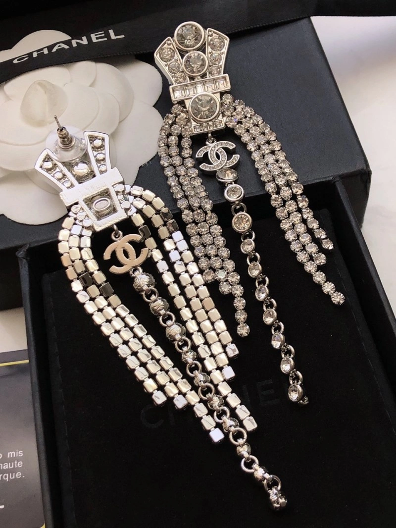 Supportive Chanel Earrings 219691