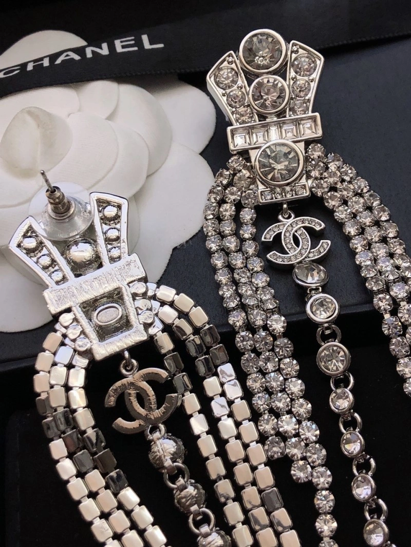 Supportive Chanel Earrings 219691