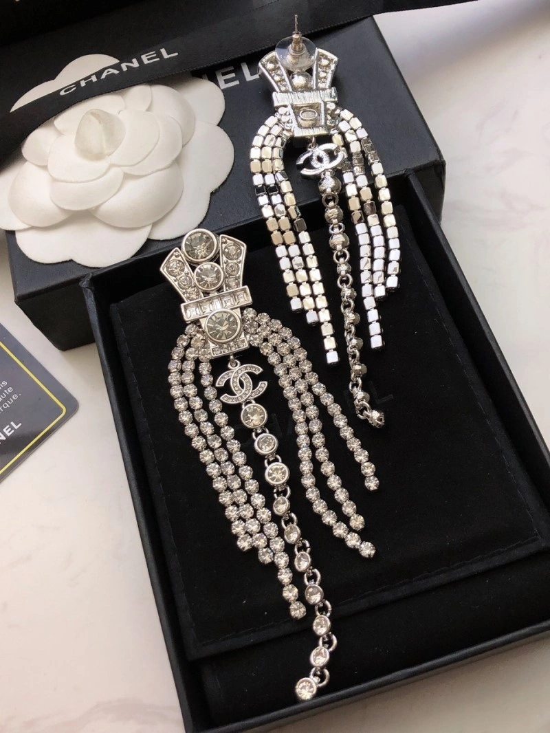Supportive Chanel Earrings 219691