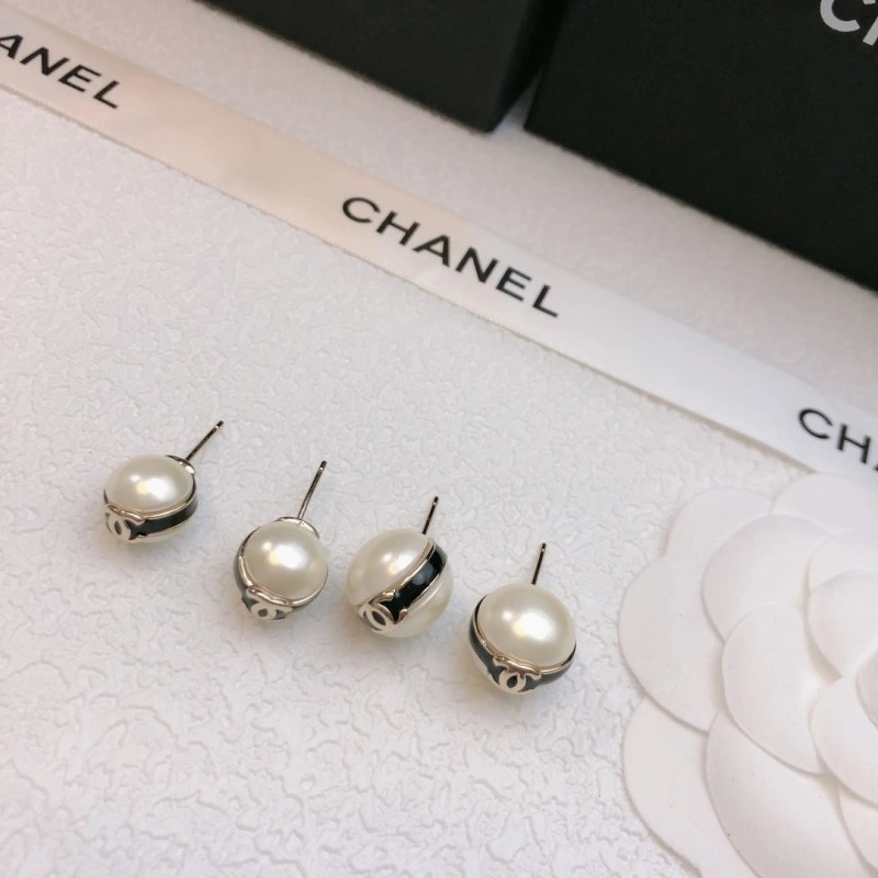 WrinkleFree Chanel Earrings 219680