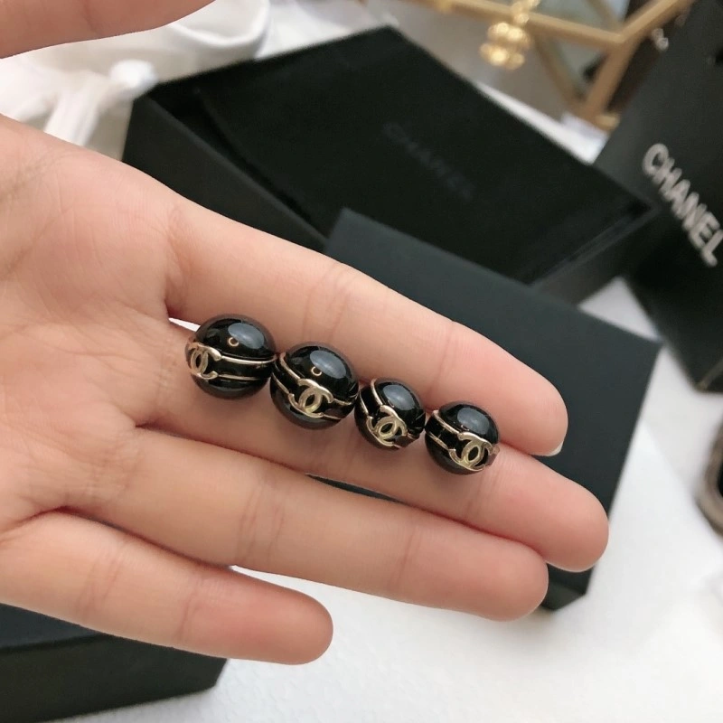 WrinkleFree Chanel Earrings 219680