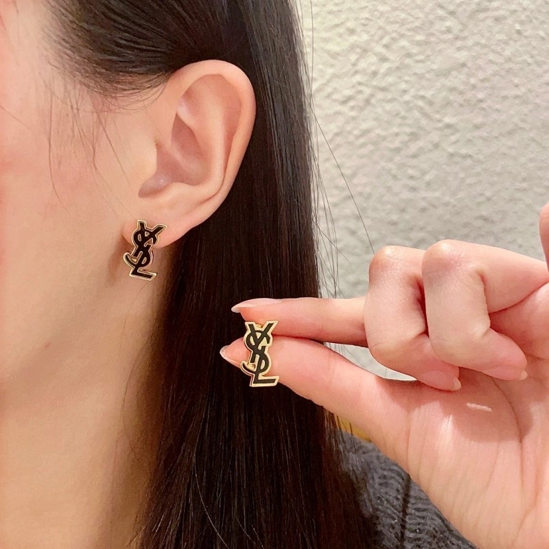 Chanel Earrings Neat 219675