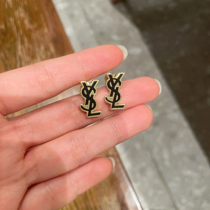 Chanel Earrings Neat 219675