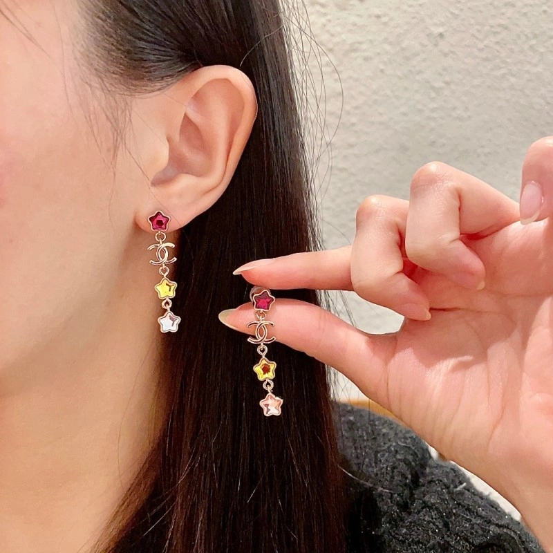 Trendsetting Chanel Earrings 219674