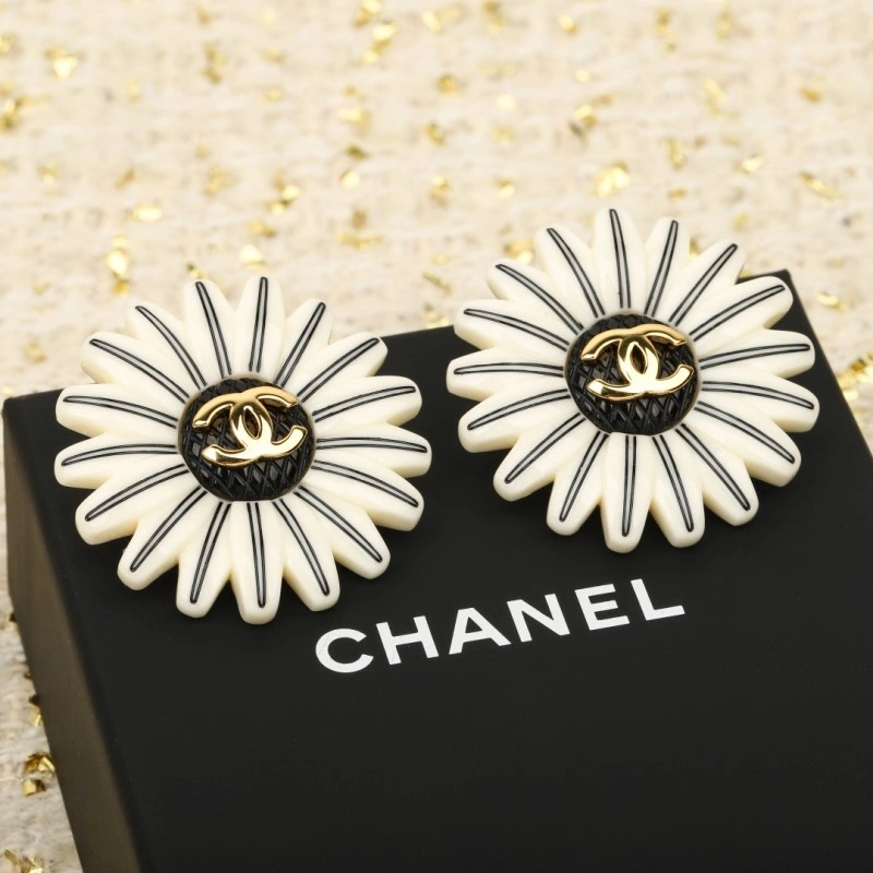 Chanel Earrings ModernLook 219667