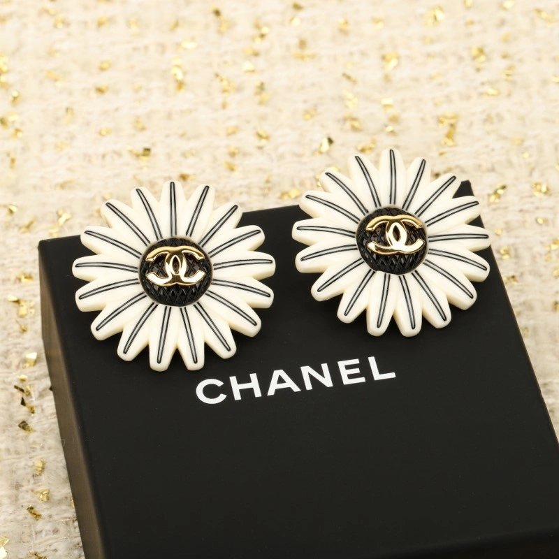 Chanel Earrings ModernLook 219667