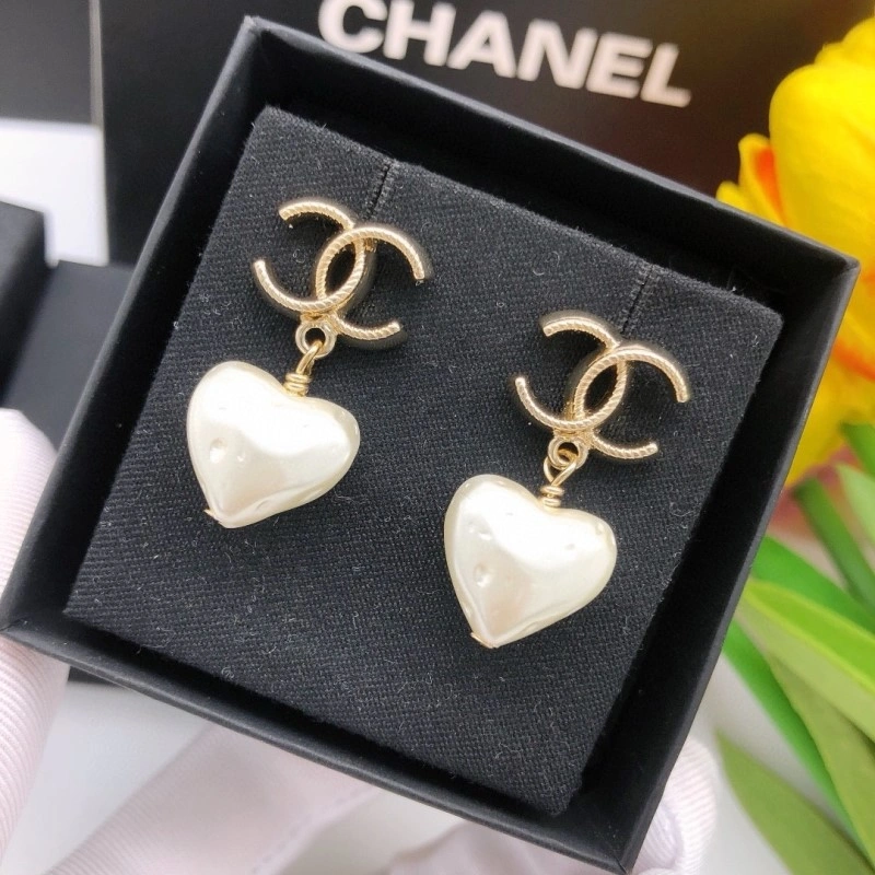 Chanel Earrings Refined 219659
