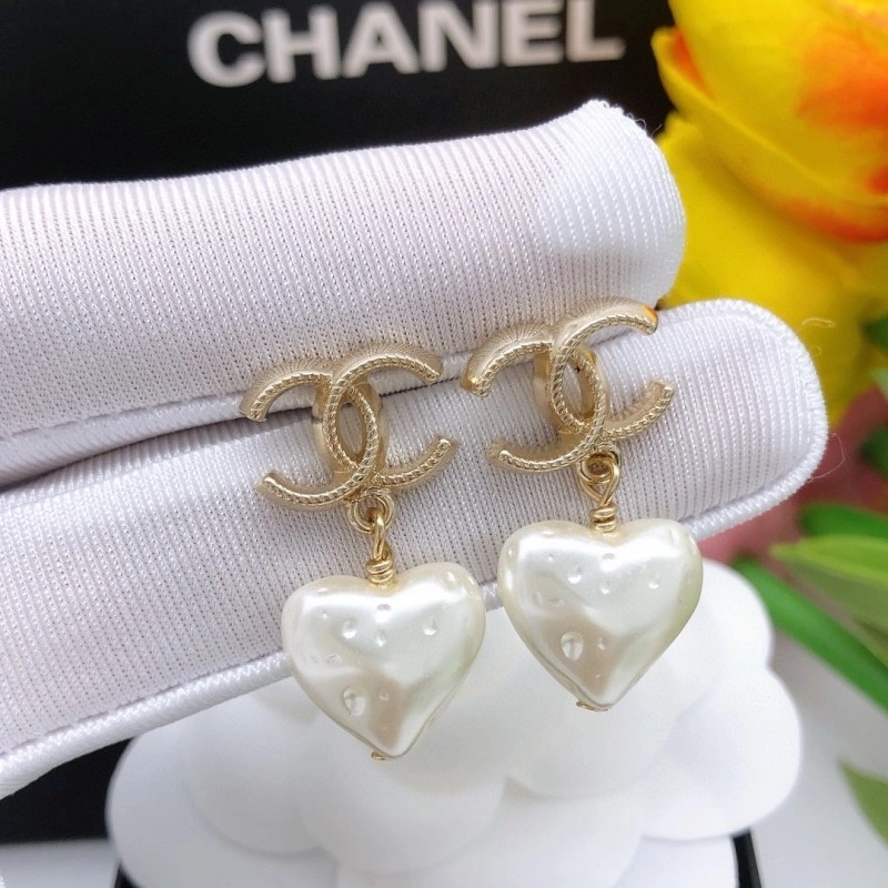 Chanel Earrings Refined 219659