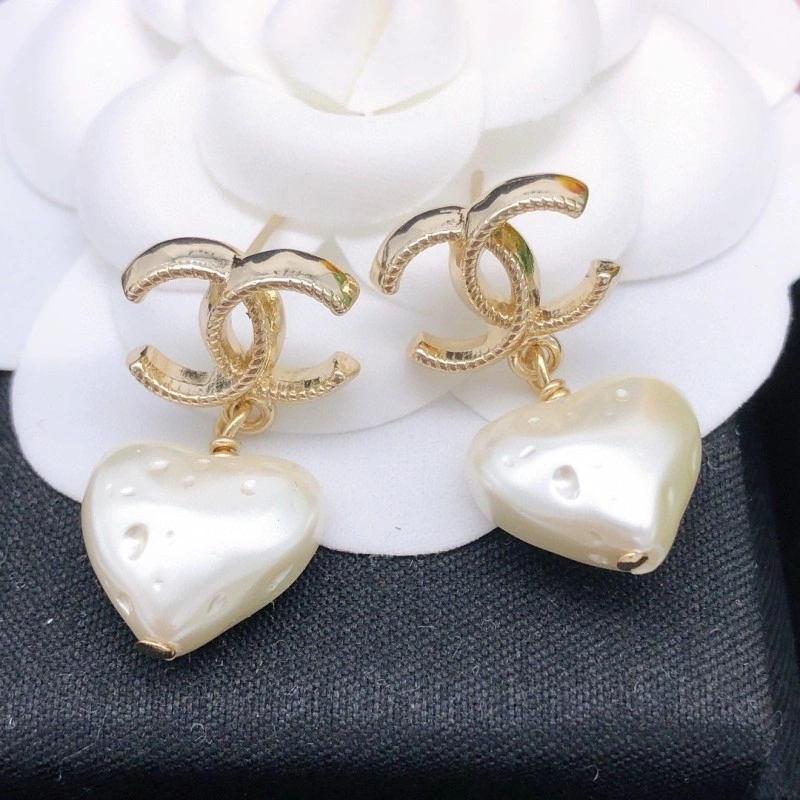 Chanel Earrings Refined 219659