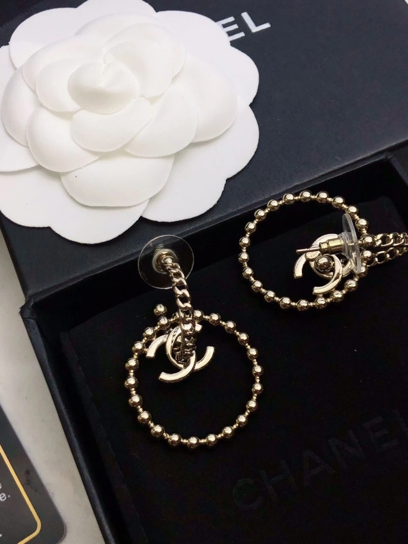Fashionable Chanel Earrings 219666