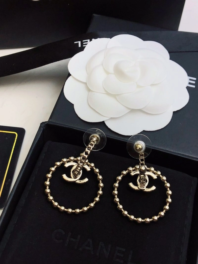 Fashionable Chanel Earrings 219666