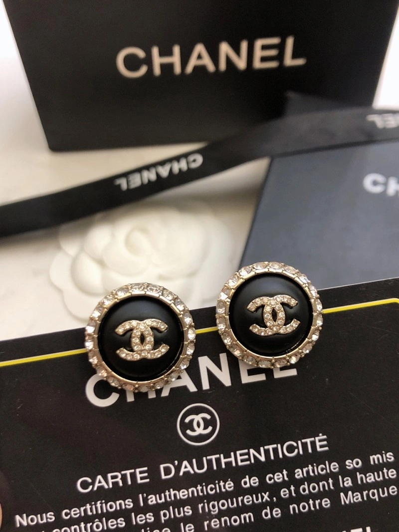 Reliable Chanel Earrings 219646