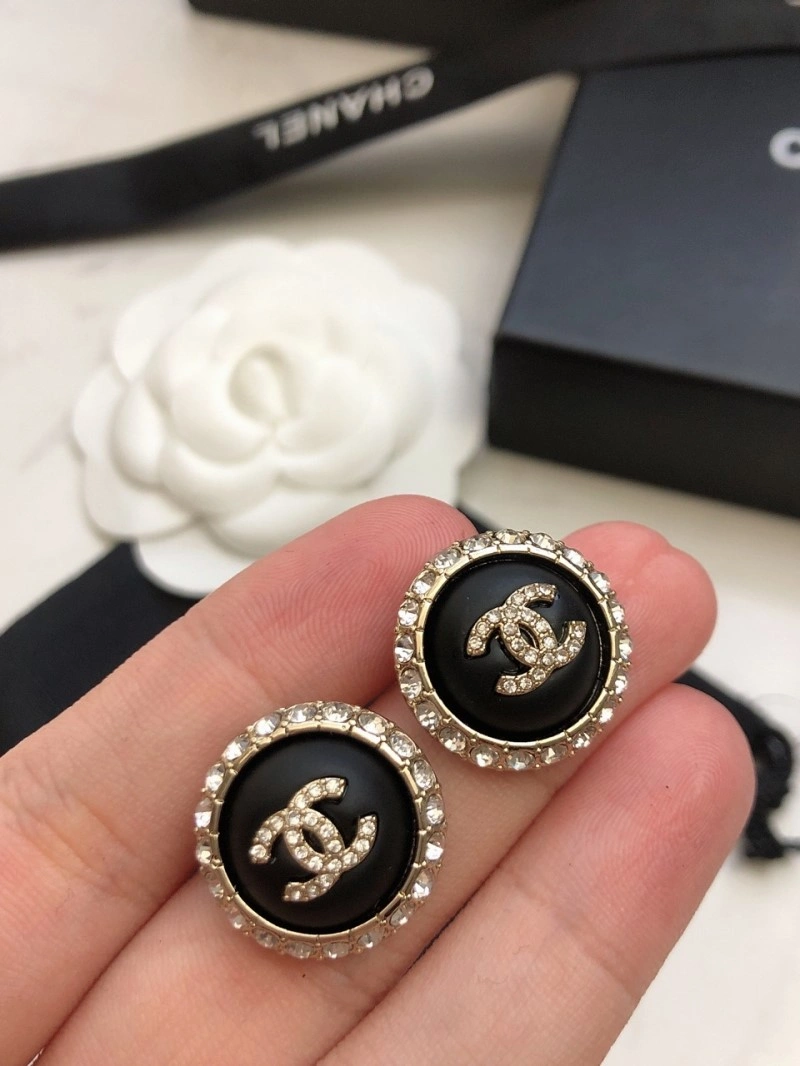 Reliable Chanel Earrings 219646
