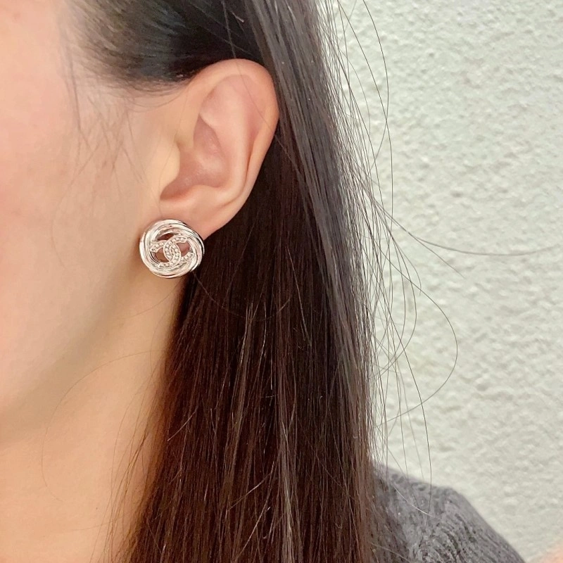BestValue Chanel Earrings 219650
