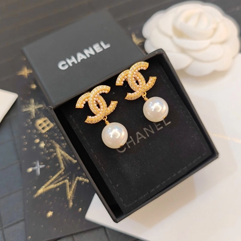 RelaxedFit Chanel Earrings 219643