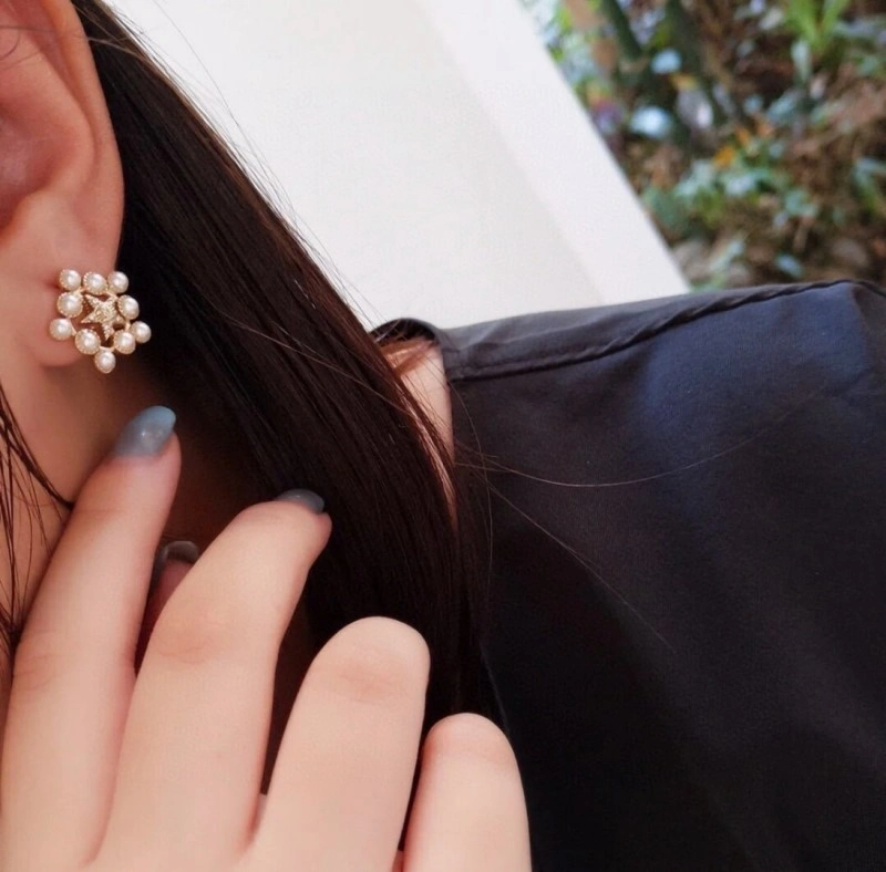 Chanel Earrings Vibrant 219630