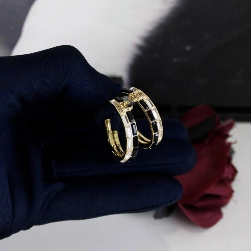 Comfortable Chanel Earrings 219625