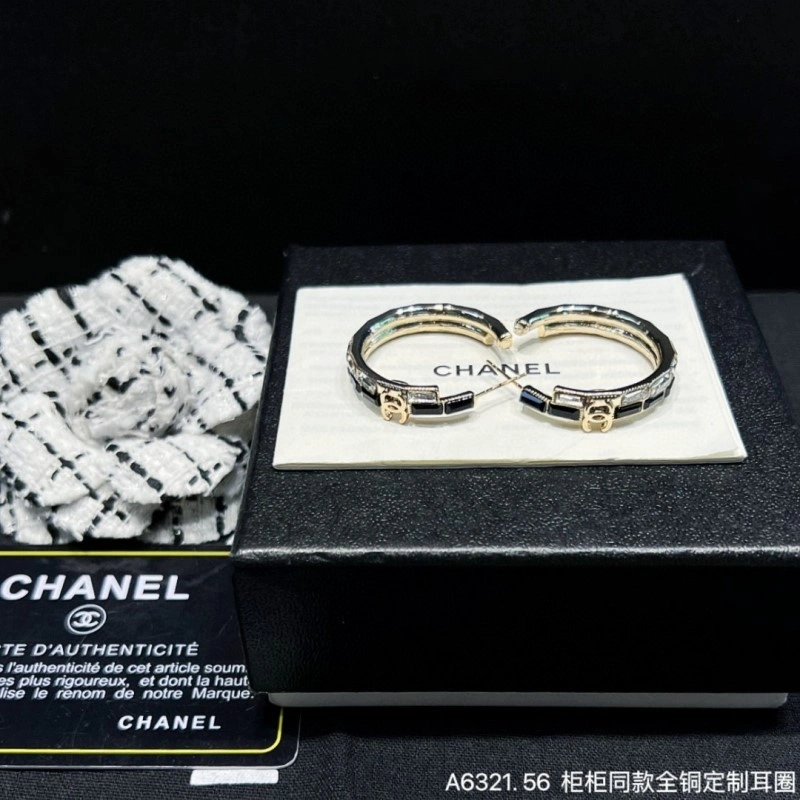 Comfortable Chanel Earrings 219625