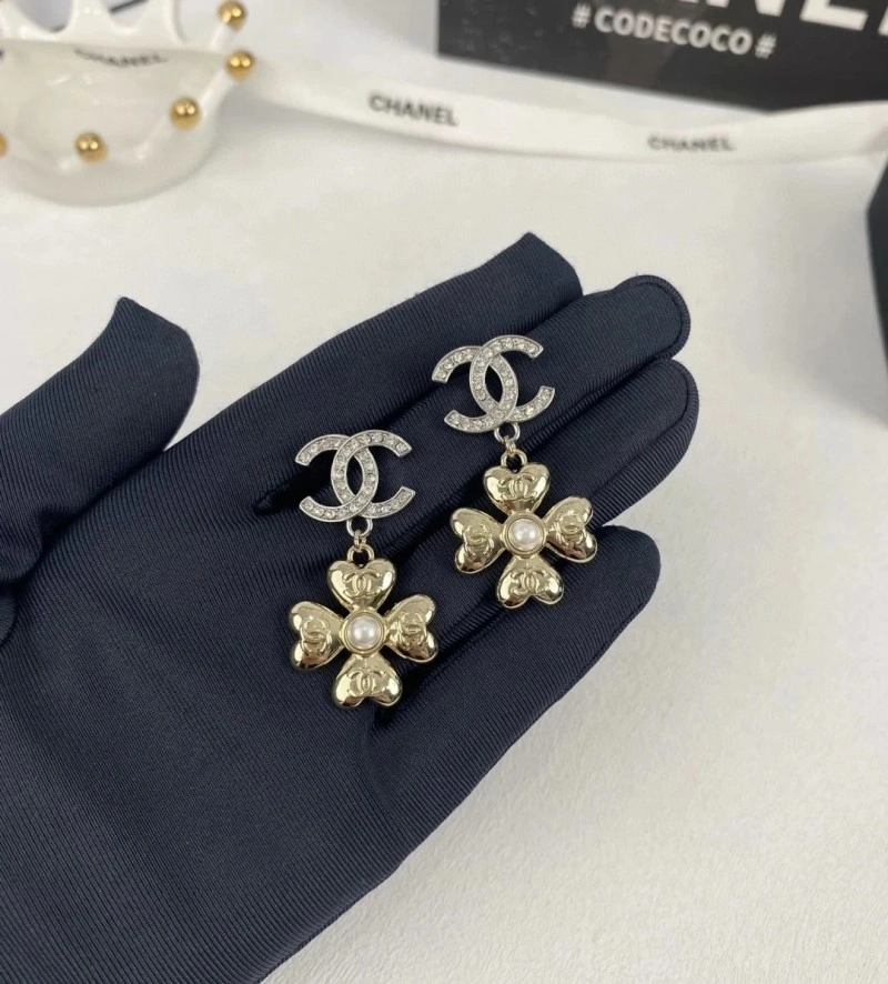 Chanel Earrings UrbanChic 219614