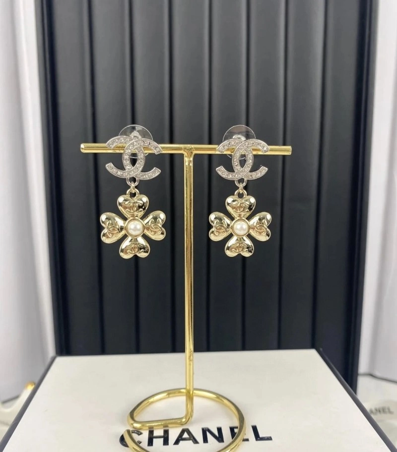 Chanel Earrings UrbanChic 219614
