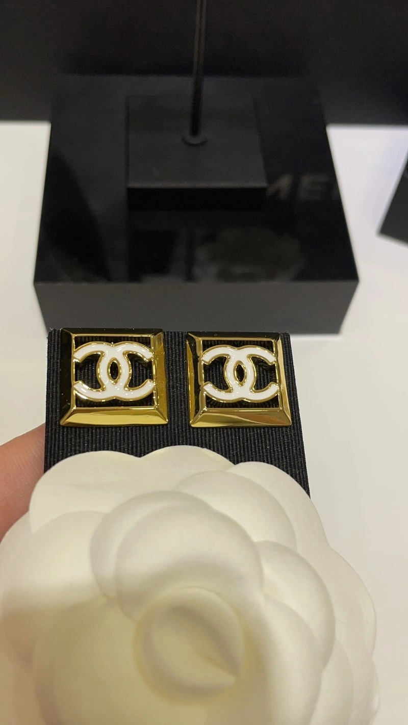 Chanel Earrings TechFriendly 219618