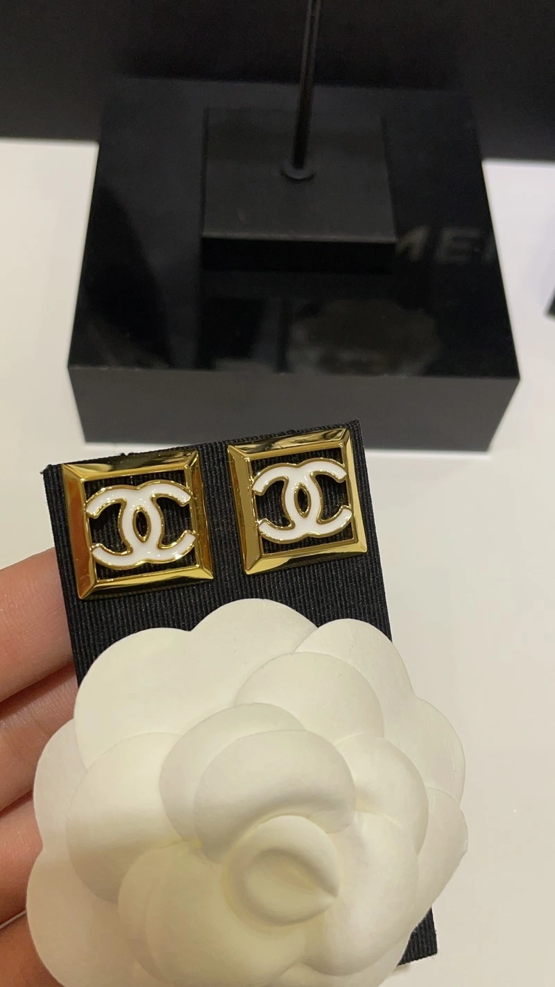 Chanel Earrings TechFriendly 219618