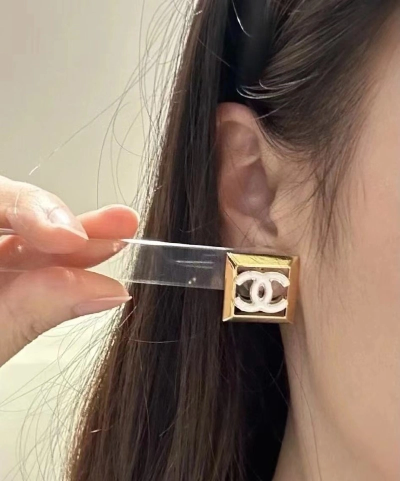 Chanel Earrings TechFriendly 219618