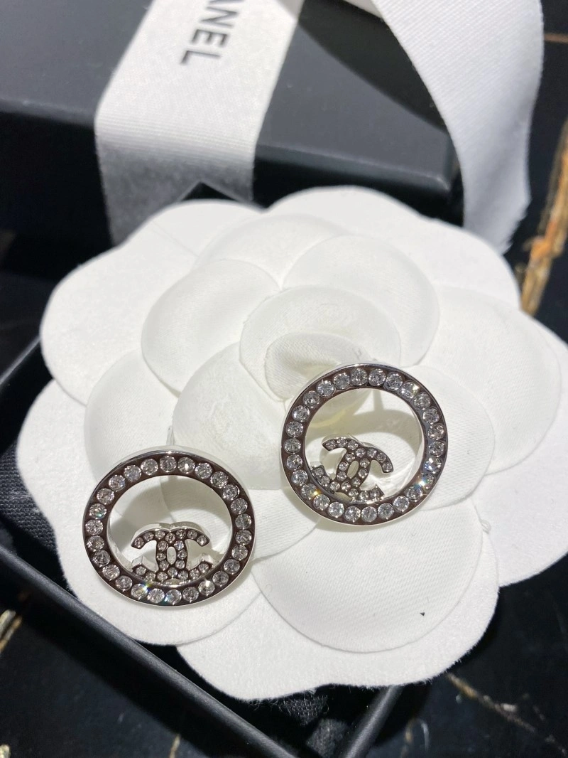 WrinkleFree Chanel Earrings 219612