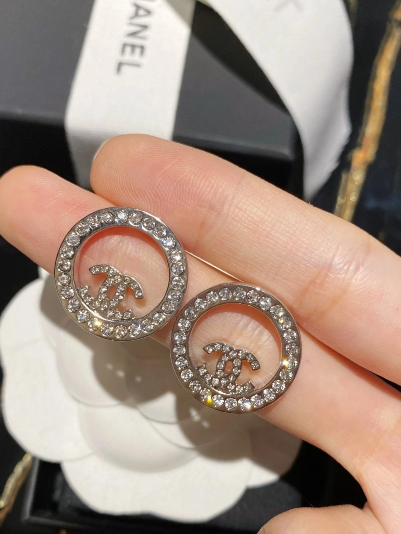 WrinkleFree Chanel Earrings 219612