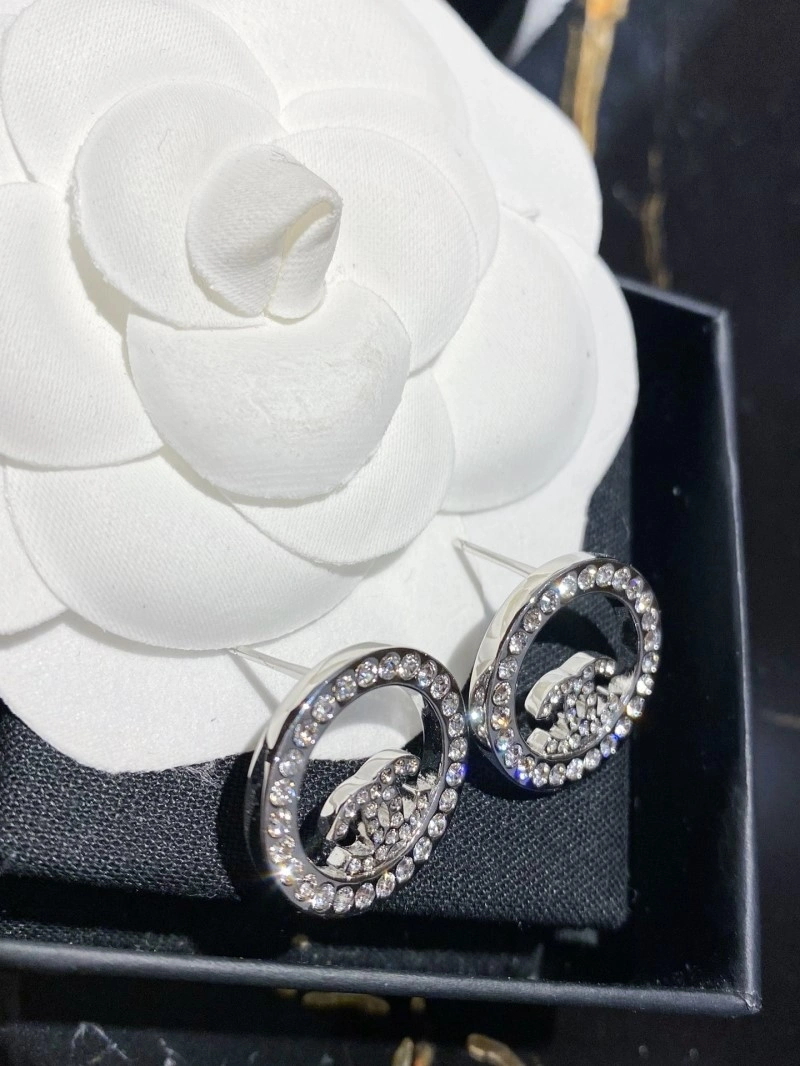 WrinkleFree Chanel Earrings 219612