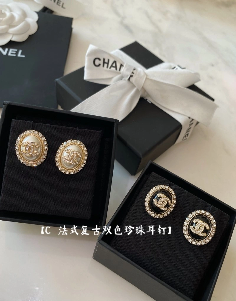 Chanel Earrings UrbanChic 219626