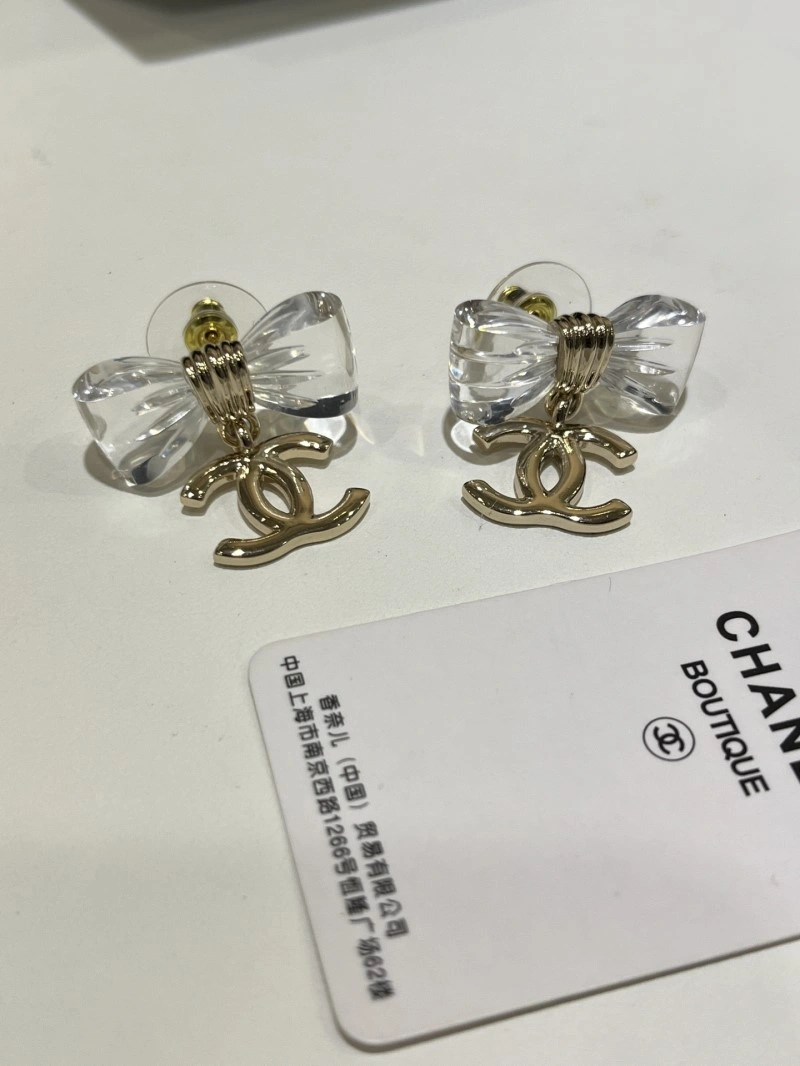 Chic Chanel Earrings 219605
