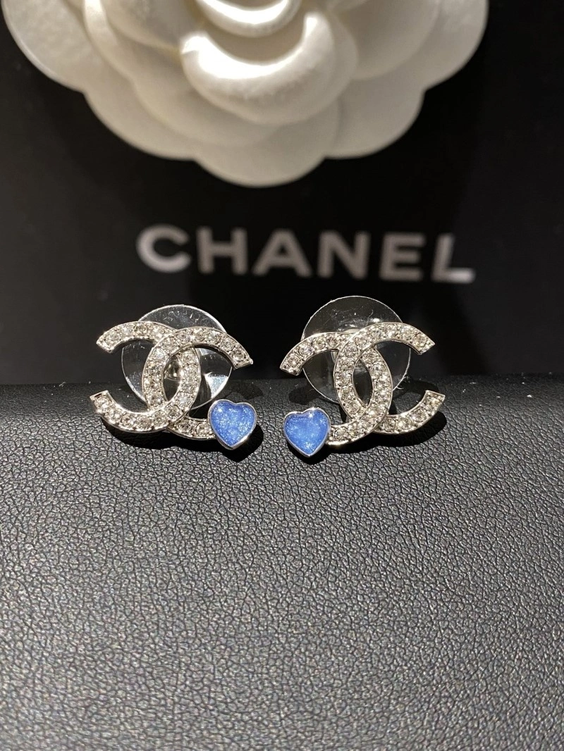 Chanel Earrings MoistureWicking 219613