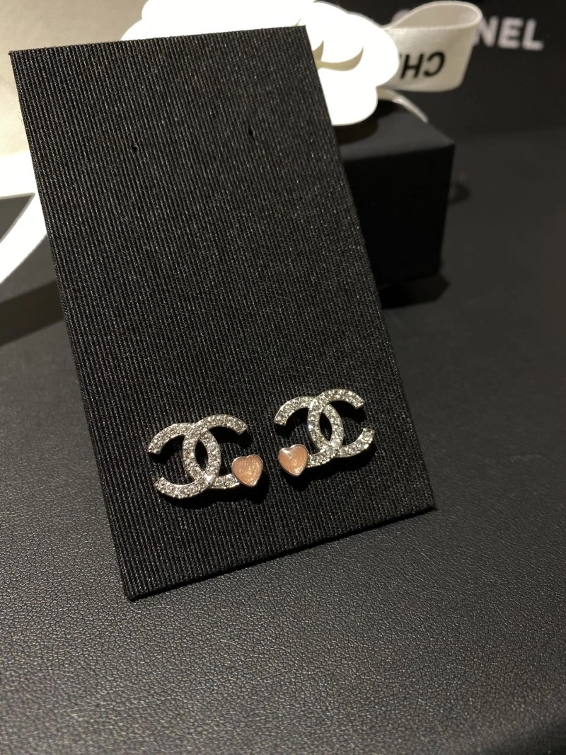 Chanel Earrings MoistureWicking 219613