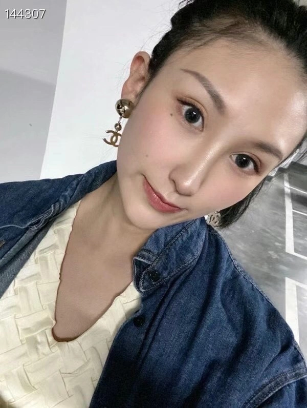 Chanel Earrings Flexible 219609