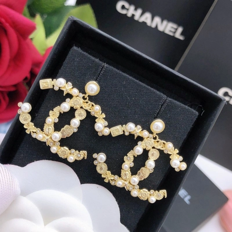 Chanel Earrings Sleek 219594
