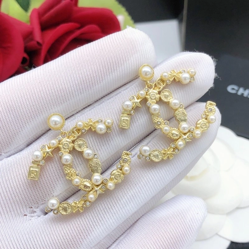 Chanel Earrings Sleek 219594