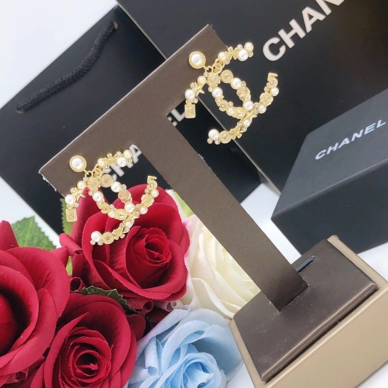 Chanel Earrings Sleek 219594