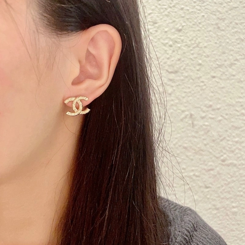 MoistureWicking Chanel Earrings 219575